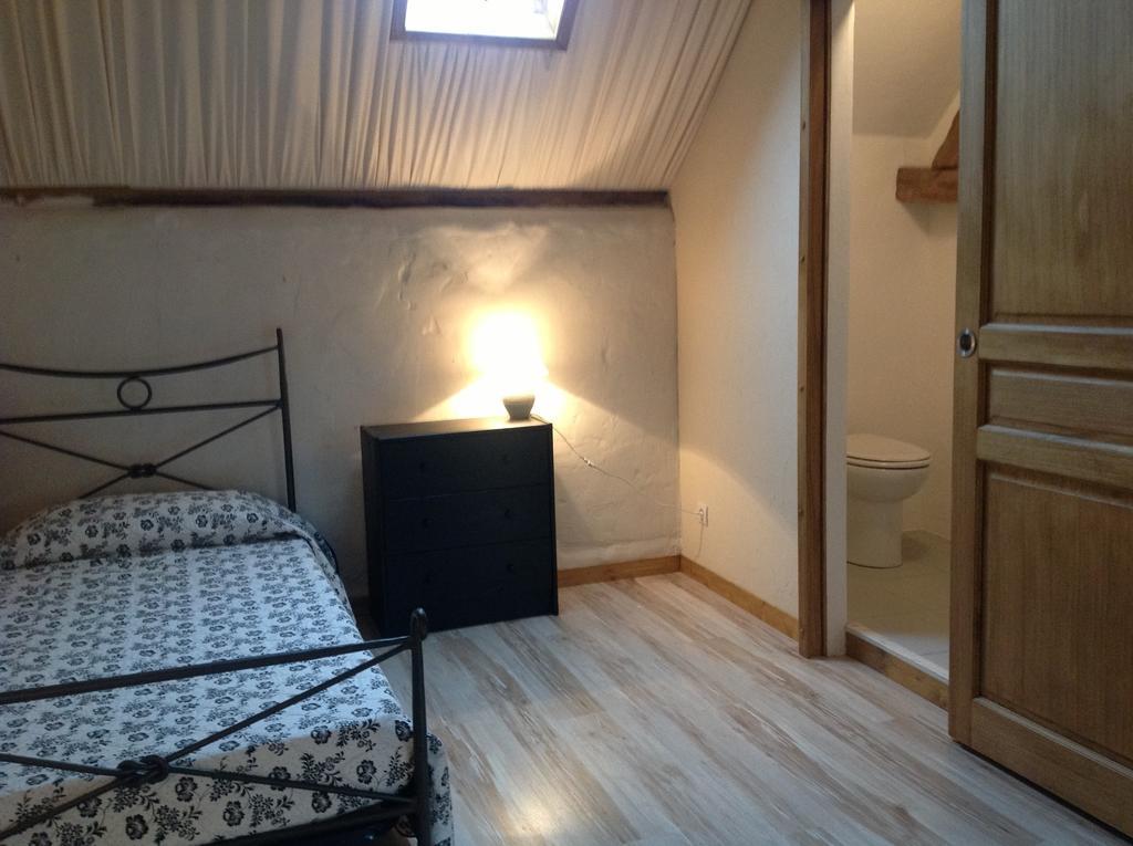 Saint-Pierre-du-Lorouër Thesecretgarden-France Bed & Breakfast 部屋 写真